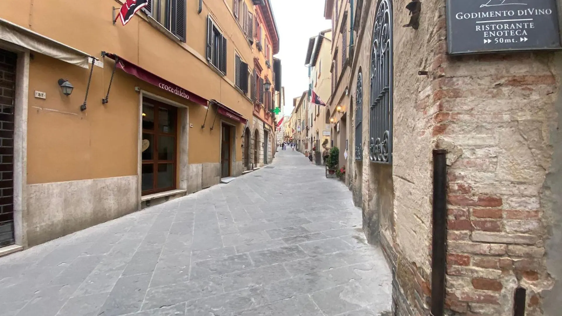 Lastamperia19 Camere-Rooms Montepulciano Stazione Ιταλία