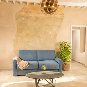  Affittacamere Palazzo Falcinelli Luxury In Center With Air Conditioning And Elevator