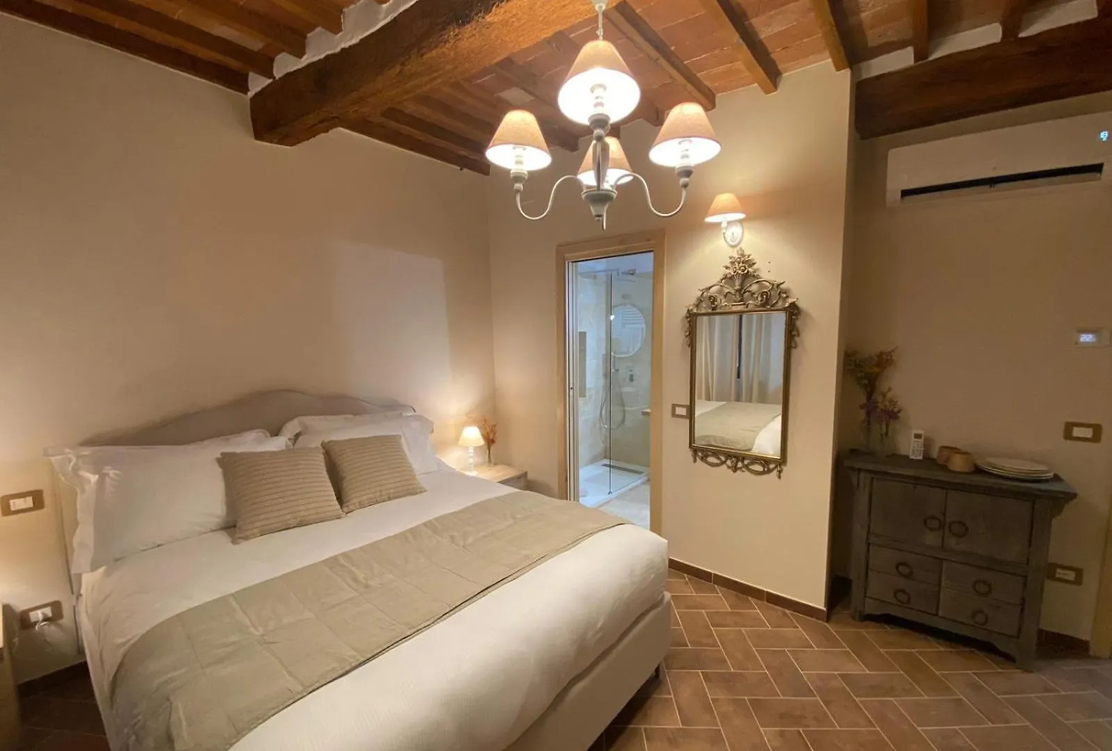 Lastamperia19 Camere-Rooms Montepulciano Guest house
