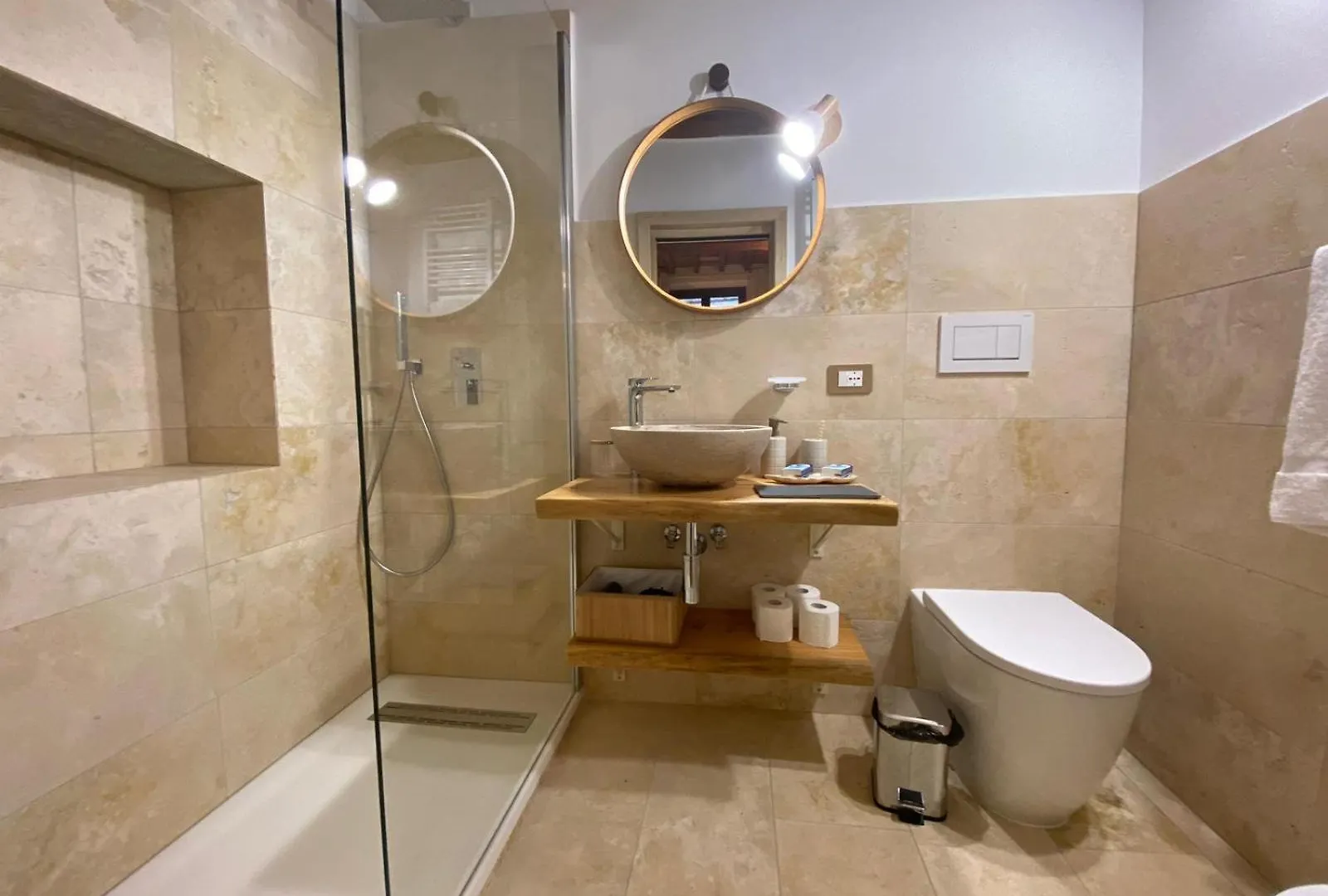 Lastamperia19 Camere-Rooms Montepulciano